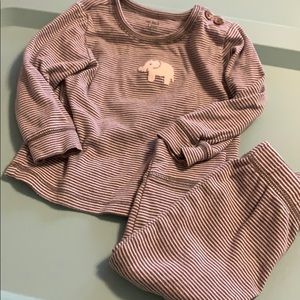 Carter’s pajama set